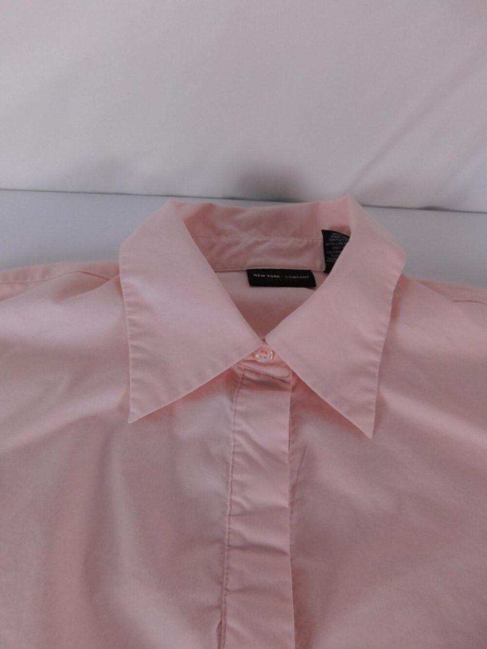 New York & Company Button Up Shirt Womens 12 Pink Collared Long Sleeve Stretch - Picture 3 of 9